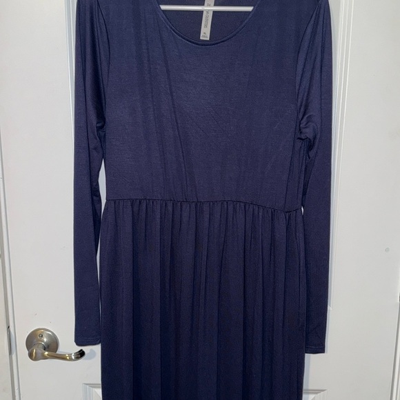 Zenana Outfitters Blue Ribbed Maxi Dress Long Sleeve Crew Neck Cocktail - Picture 2 of 5